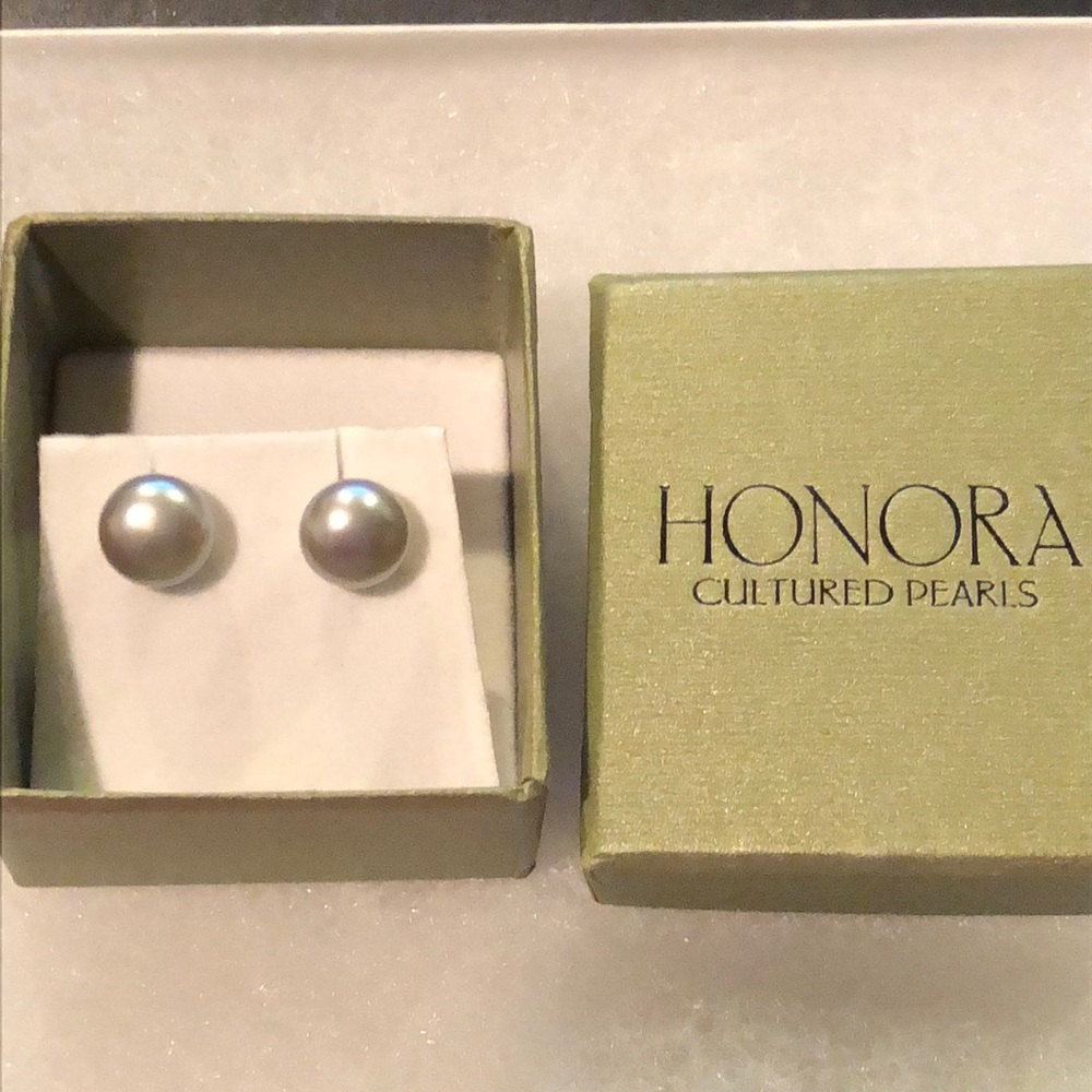 Grey Honora pearl earrings